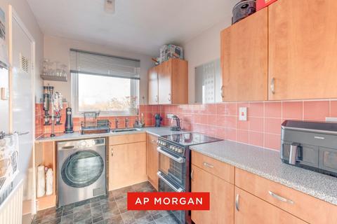 1 bedroom apartment for sale, Mainstone Close, Winyates East, Redditch, Worcestershire, B98