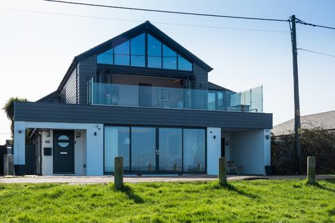 5 bedroom detached house for sale, Preston Parade, Seasalter, Whitstable
