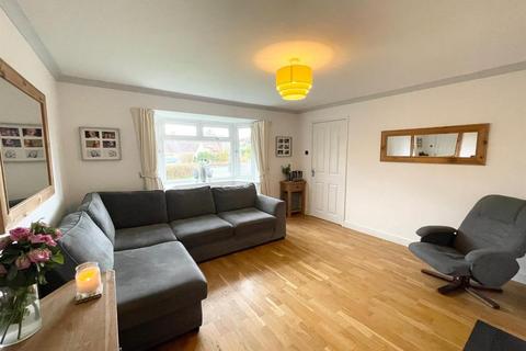 4 bedroom semi-detached house for sale, Richmond Drive, Copthorne, Shrewsbury