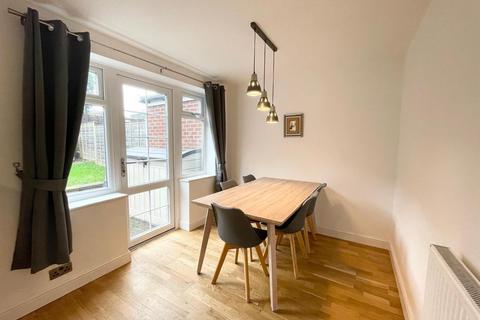 4 bedroom semi-detached house for sale, Richmond Drive, Copthorne, Shrewsbury