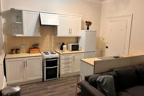 2 bedroom flat to rent, Castle Hill, RG1