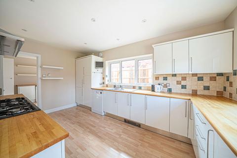 4 bedroom detached house for sale, Oakley Lane, Oakley, Basingstoke, RG23 7JT