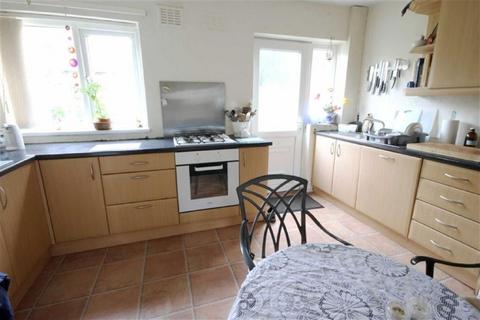 3 bedroom terraced house to rent, Bradwell Road, Newcastle Upon Tyne NE3