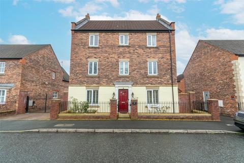 5 bedroom detached house for sale, Pennymoor Drive, Middlewich