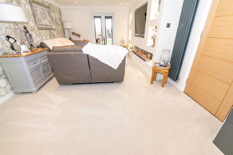 5 bedroom detached house for sale, Pennymoor Drive, Middlewich