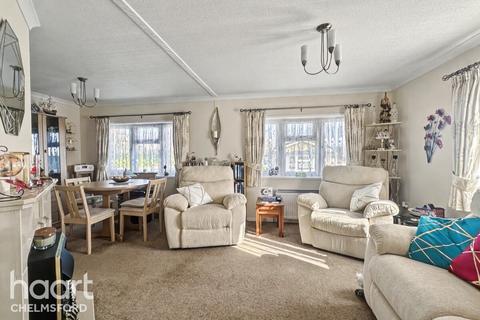 2 bedroom park home for sale, West Avenue, Chelmsford