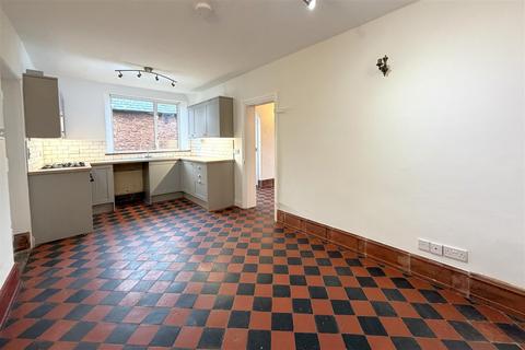 undefined, Taunton TA2