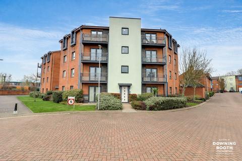 2 bedroom apartment for sale, Pear Tree Close, Lichfield, WS14 9GP - No Upward Chain