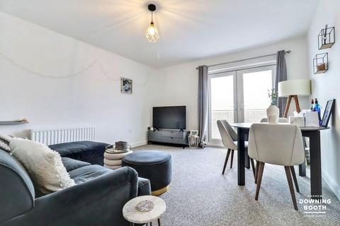 2 bedroom apartment for sale, Pear Tree Close, Lichfield, WS14 9GP - No Upward Chain