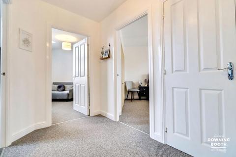 2 bedroom apartment for sale, Pear Tree Close, Lichfield, WS14 9GP - No Upward Chain