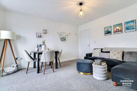 2 bedroom apartment for sale, Pear Tree Close, Lichfield, WS14 9GP - No Upward Chain