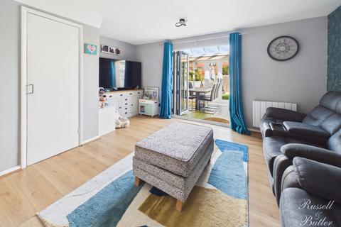 3 bedroom terraced house for sale, Springfields Court, Padbury, Buckingham, MK18
