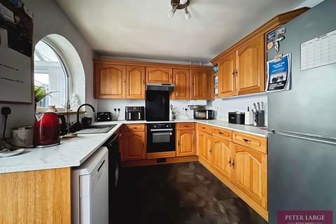 2 bedroom semi-detached house for sale, 25 Ronaldsway, Rhy, LL18 2LB