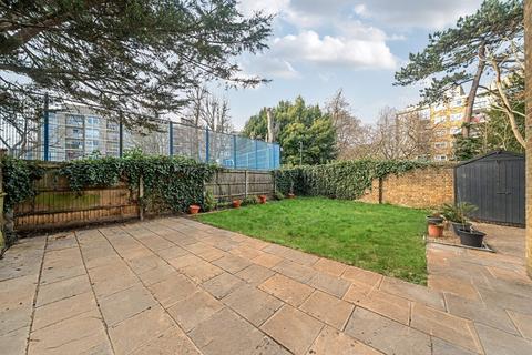 3 bedroom flat for sale, Limpsfield Avenue, Southfields, London, SW19