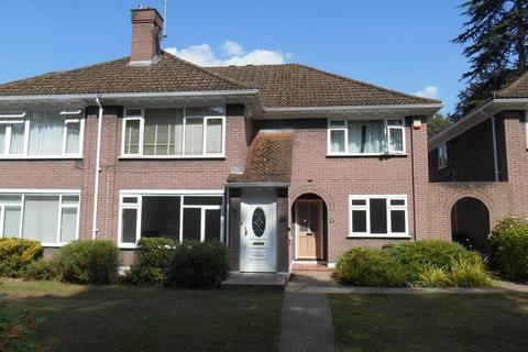 2 bedroom maisonette to rent, NASCOT WOOD WD17