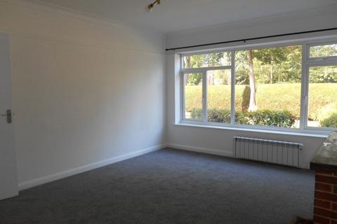 2 bedroom maisonette to rent, NASCOT WOOD WD17
