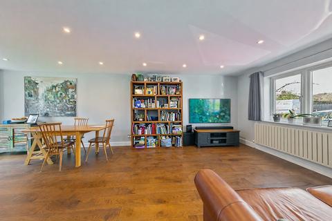 4 bedroom semi-detached house for sale, Kilmorey Gardens, St Margarets, Twickenham, TW1