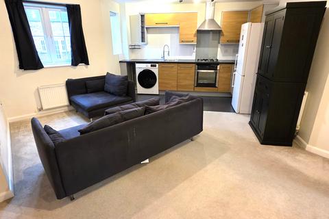 2 bedroom apartment to rent, Great North Road, HATFIELD
