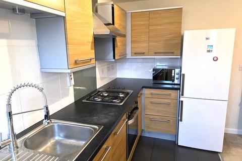 2 bedroom apartment to rent, Great North Road, HATFIELD