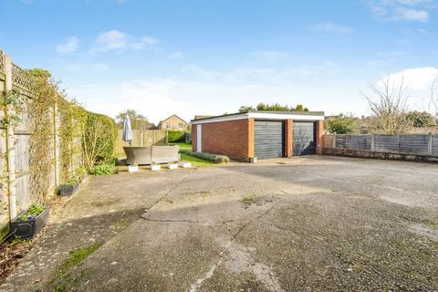 3 bedroom detached bungalow for sale, Lincoln Road, Branston, Lincoln