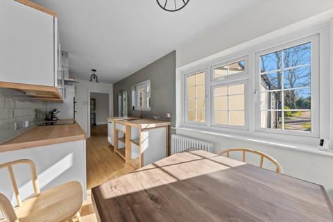 undefined, Knutsford Road, Grappenhall, WA4