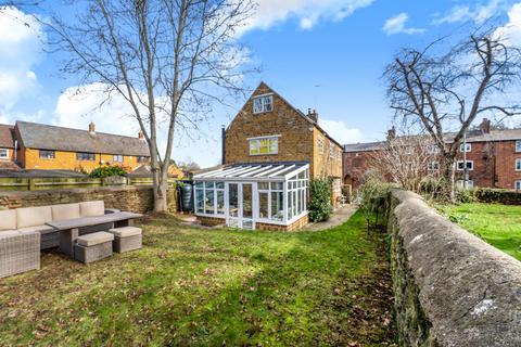 3 bedroom detached house for sale, Oxford Road, Banbury OX17