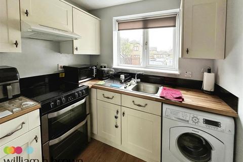1 bedroom house to rent, Ark Avenue, GRAYS