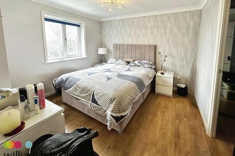 1 bedroom house to rent, Ark Avenue, GRAYS