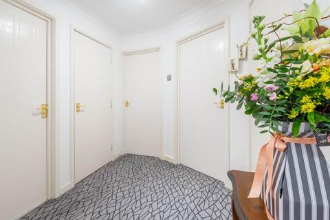 2 bedroom apartment for sale, Park View Road, Park View Road
