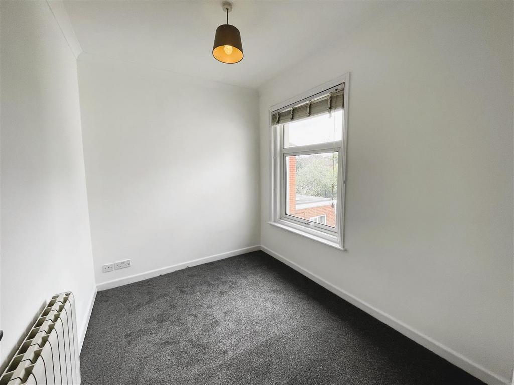 Flat 2 alexandra road bedroom 2.jpeg