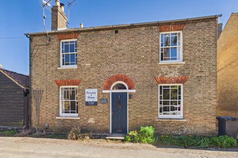 3 bedroom semi-detached house for sale, Church Close, Cottenham