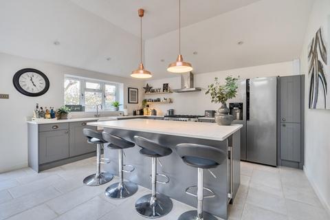 4 bedroom semi-detached house for sale, Weybourne Road, Farnham, Surrey