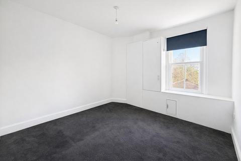 undefined, Egmont Road, Sutton