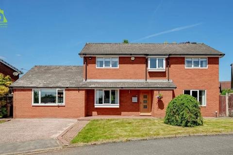 5 bedroom detached house for sale, Sanderling Close, Westhoughton, BL5 2SP