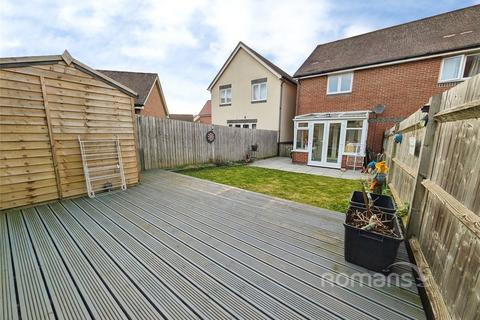 undefined, Fawn Drive, Three Mile Cross, Reading