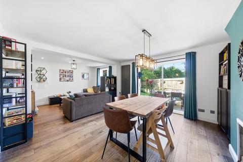 3 bedroom semi-detached house for sale, Thorpe Way, Cambridge, CB5