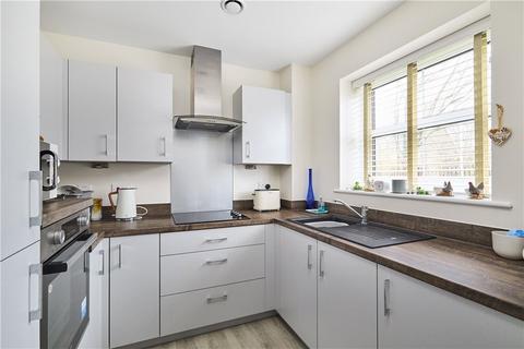 1 bedroom apartment for sale, Summer Court, Burley in Wharfedale, Ilkley, West Yorkshire, LS29