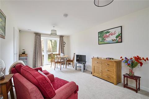 1 bedroom apartment for sale, Summer Court, Burley in Wharfedale, Ilkley, West Yorkshire, LS29