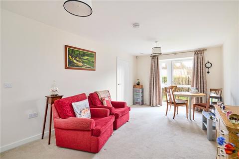 1 bedroom apartment for sale, Summer Court, Burley in Wharfedale, Ilkley, West Yorkshire, LS29