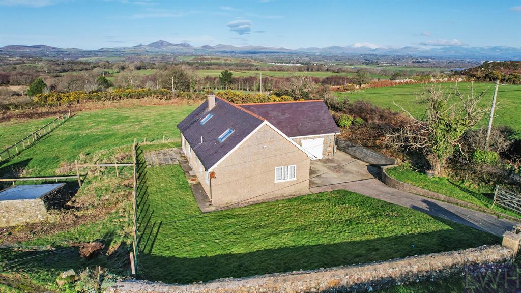 Views of Snowdonia &amp; Beyond
