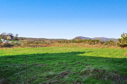 undefined, Henllys Isaf, Llanbedrog