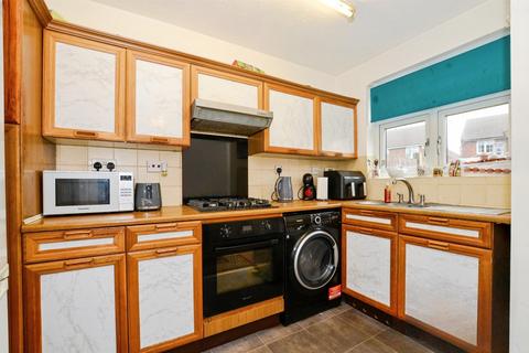 undefined, Holly Farm Close, Caddington, Luton