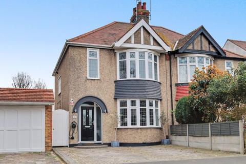 3 bedroom semi-detached house for sale, Thorpedene Gardens, Shoeburyness SS3