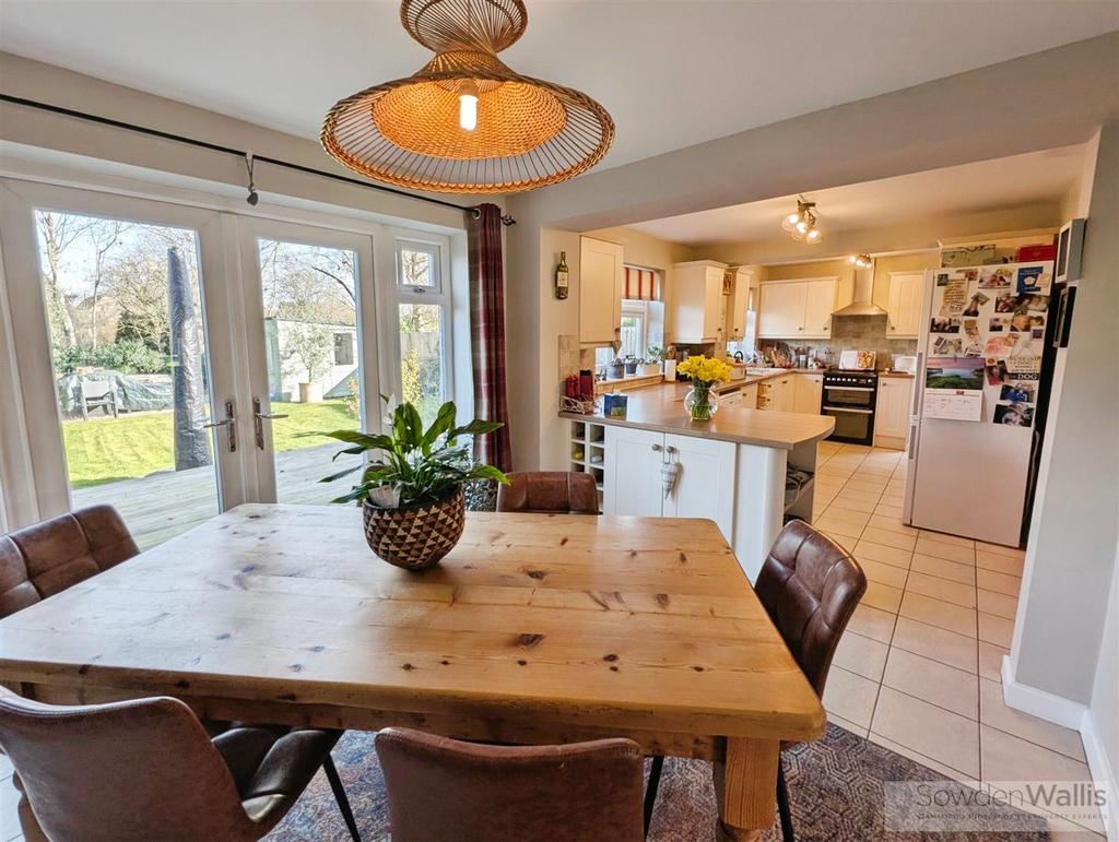 Breakfast Kitchen