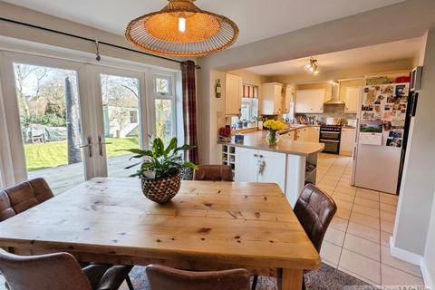 3 bedroom detached house for sale, Porters Lane, Easton On The Hill, Stamford