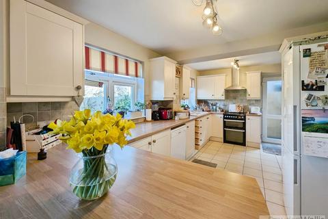 3 bedroom detached house for sale, Porters Lane, Easton On The Hill, Stamford