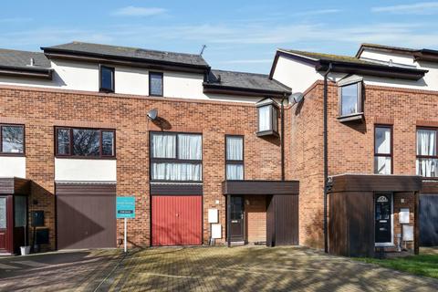 Rosewood Lane, Shoeburyness, Essex, SS3