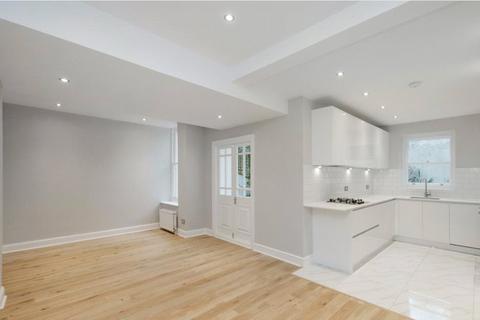 3 bedroom apartment to rent, Belgrave Mansions, Belgrave Gardens, St Johns Wood, NW8