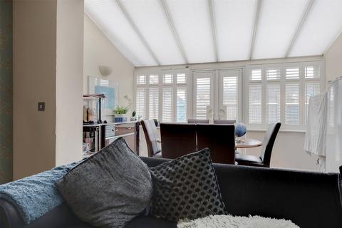 2 bedroom terraced house for sale, The Moors, Redhill, Surrey, RH1