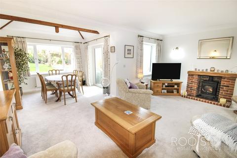 undefined, Evergreen, Thatcham RG19